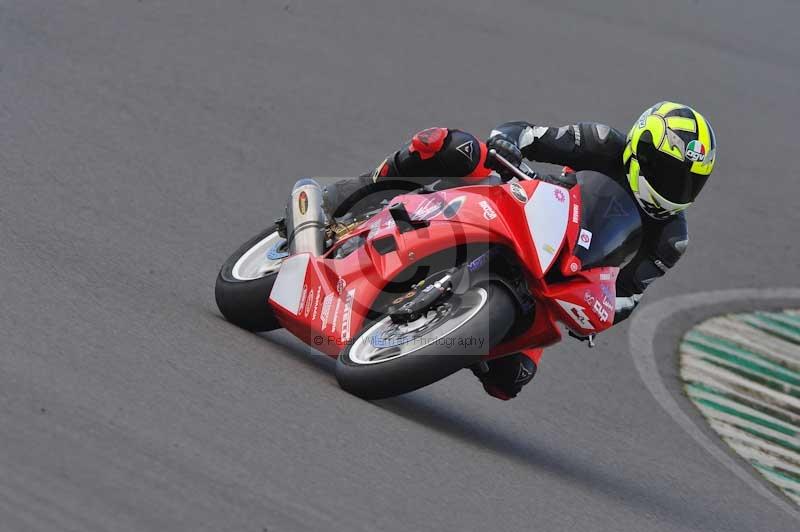 Motorcycle action photographs;anglesey circuit;anglesey trackday photographs;event digital images;eventdigitalimages;no limits trackday;oulton park circuit cheshire;peter wileman photography;trackday;trackday digital images;trackday photos;ty croes circuit wales
