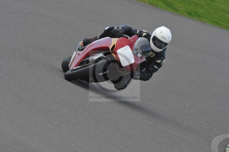 Motorcycle action photographs;anglesey circuit;anglesey trackday photographs;event digital images;eventdigitalimages;no limits trackday;oulton park circuit cheshire;peter wileman photography;trackday;trackday digital images;trackday photos;ty croes circuit wales