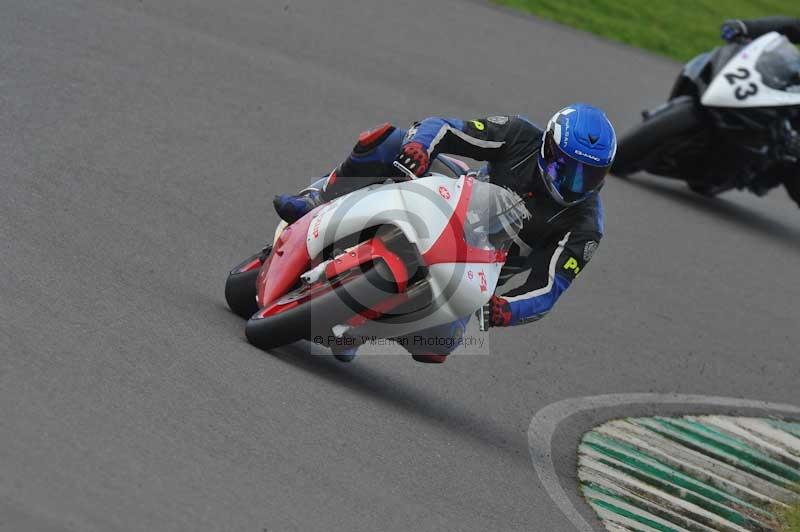 Motorcycle action photographs;anglesey circuit;anglesey trackday photographs;event digital images;eventdigitalimages;no limits trackday;oulton park circuit cheshire;peter wileman photography;trackday;trackday digital images;trackday photos;ty croes circuit wales