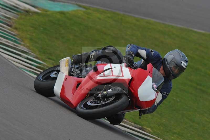 Motorcycle action photographs;anglesey circuit;anglesey trackday photographs;event digital images;eventdigitalimages;no limits trackday;oulton park circuit cheshire;peter wileman photography;trackday;trackday digital images;trackday photos;ty croes circuit wales