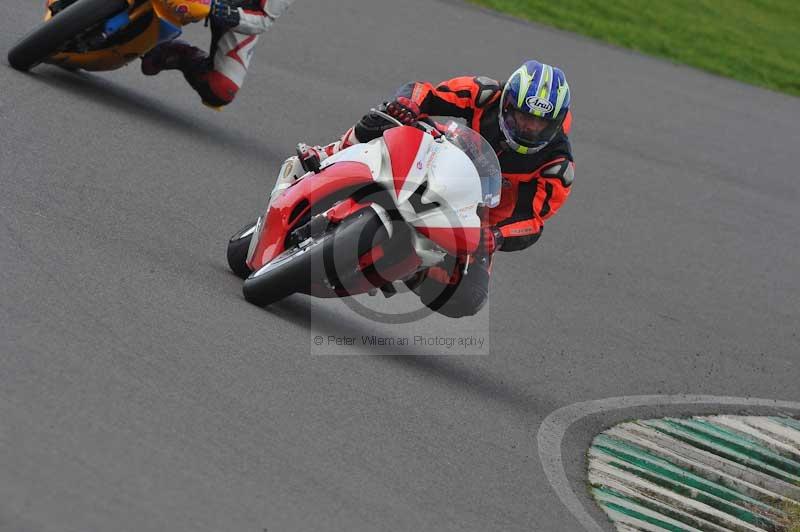 Motorcycle action photographs;anglesey circuit;anglesey trackday photographs;event digital images;eventdigitalimages;no limits trackday;oulton park circuit cheshire;peter wileman photography;trackday;trackday digital images;trackday photos;ty croes circuit wales