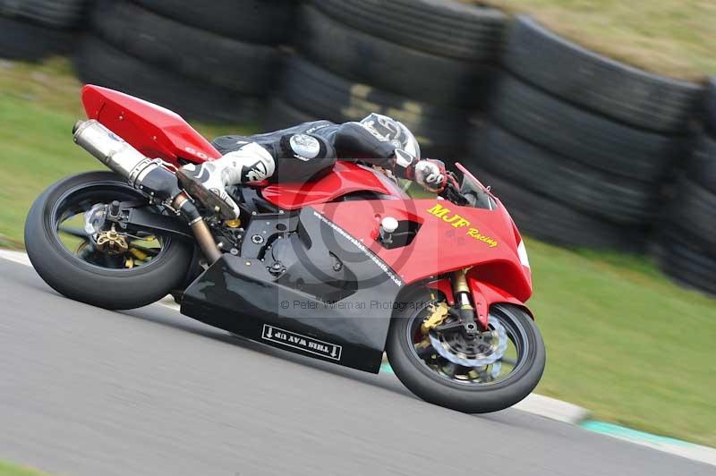 Motorcycle action photographs;anglesey circuit;anglesey trackday photographs;event digital images;eventdigitalimages;no limits trackday;oulton park circuit cheshire;peter wileman photography;trackday;trackday digital images;trackday photos;ty croes circuit wales