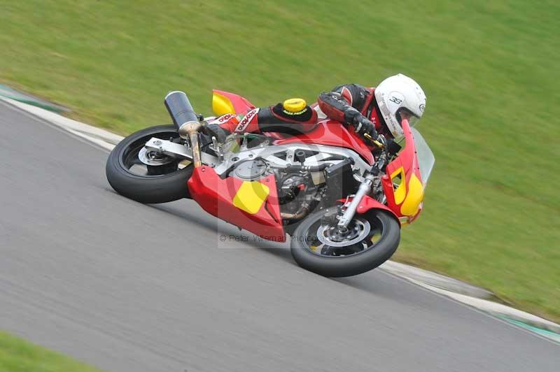 Motorcycle action photographs;anglesey circuit;anglesey trackday photographs;event digital images;eventdigitalimages;no limits trackday;oulton park circuit cheshire;peter wileman photography;trackday;trackday digital images;trackday photos;ty croes circuit wales