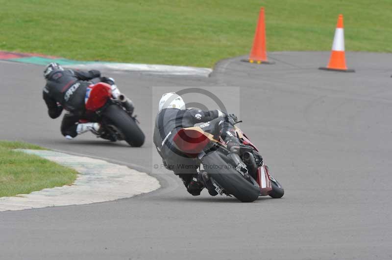 Motorcycle action photographs;anglesey circuit;anglesey trackday photographs;event digital images;eventdigitalimages;no limits trackday;oulton park circuit cheshire;peter wileman photography;trackday;trackday digital images;trackday photos;ty croes circuit wales