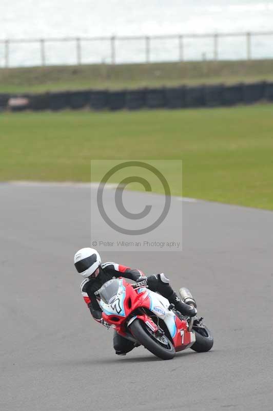 Motorcycle action photographs;anglesey circuit;anglesey trackday photographs;event digital images;eventdigitalimages;no limits trackday;oulton park circuit cheshire;peter wileman photography;trackday;trackday digital images;trackday photos;ty croes circuit wales