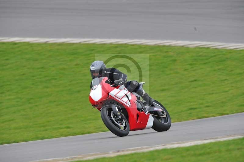 Motorcycle action photographs;anglesey circuit;anglesey trackday photographs;event digital images;eventdigitalimages;no limits trackday;oulton park circuit cheshire;peter wileman photography;trackday;trackday digital images;trackday photos;ty croes circuit wales