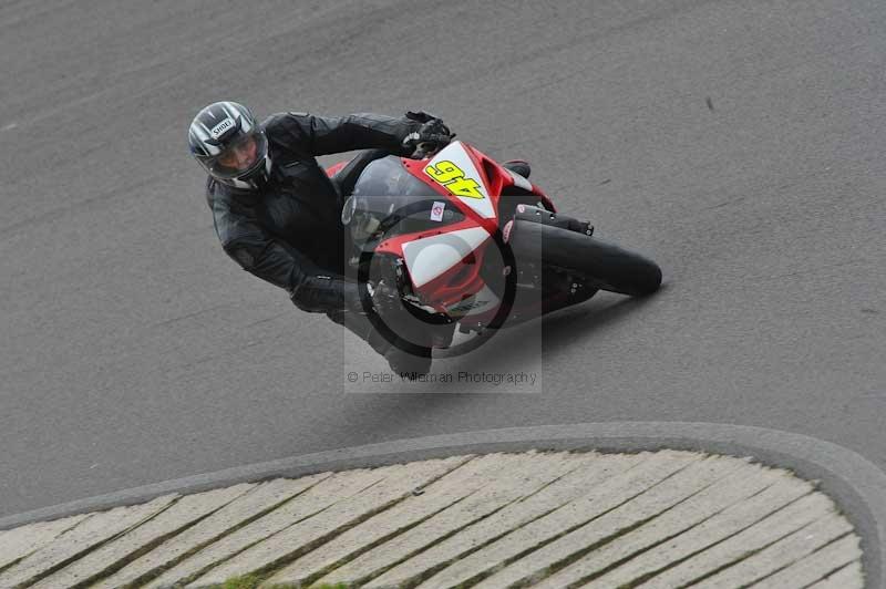 Motorcycle action photographs;anglesey circuit;anglesey trackday photographs;event digital images;eventdigitalimages;no limits trackday;oulton park circuit cheshire;peter wileman photography;trackday;trackday digital images;trackday photos;ty croes circuit wales