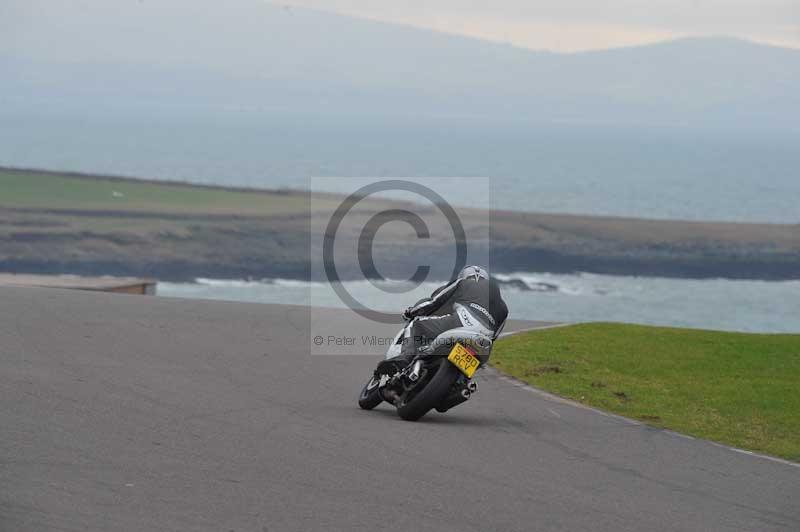 Motorcycle action photographs;anglesey circuit;anglesey trackday photographs;event digital images;eventdigitalimages;no limits trackday;oulton park circuit cheshire;peter wileman photography;trackday;trackday digital images;trackday photos;ty croes circuit wales