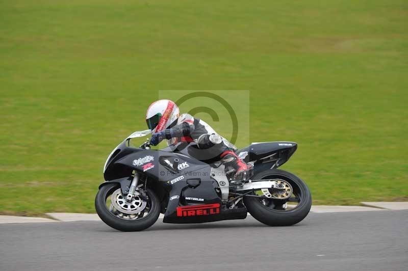 Motorcycle action photographs;anglesey circuit;anglesey trackday photographs;event digital images;eventdigitalimages;no limits trackday;oulton park circuit cheshire;peter wileman photography;trackday;trackday digital images;trackday photos;ty croes circuit wales