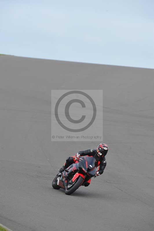 Motorcycle action photographs;anglesey circuit;anglesey trackday photographs;event digital images;eventdigitalimages;no limits trackday;oulton park circuit cheshire;peter wileman photography;trackday;trackday digital images;trackday photos;ty croes circuit wales