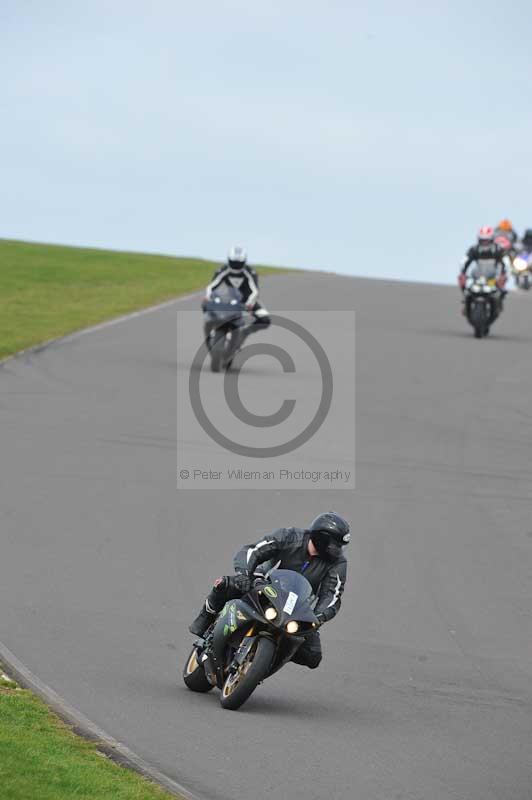 Motorcycle action photographs;anglesey circuit;anglesey trackday photographs;event digital images;eventdigitalimages;no limits trackday;oulton park circuit cheshire;peter wileman photography;trackday;trackday digital images;trackday photos;ty croes circuit wales