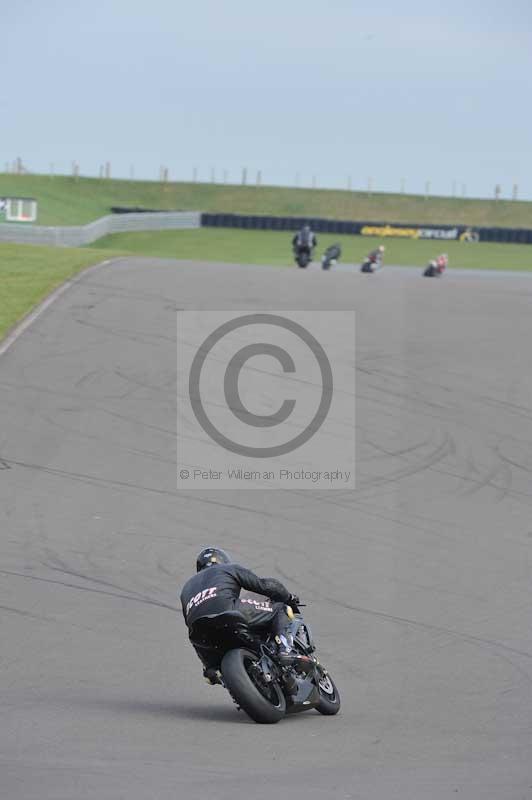 Motorcycle action photographs;anglesey circuit;anglesey trackday photographs;event digital images;eventdigitalimages;no limits trackday;oulton park circuit cheshire;peter wileman photography;trackday;trackday digital images;trackday photos;ty croes circuit wales