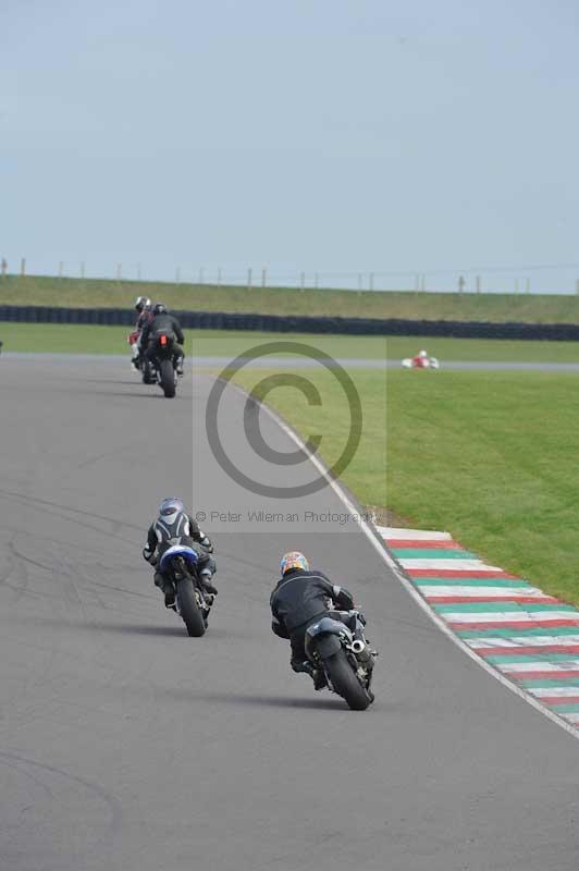 Motorcycle action photographs;anglesey circuit;anglesey trackday photographs;event digital images;eventdigitalimages;no limits trackday;oulton park circuit cheshire;peter wileman photography;trackday;trackday digital images;trackday photos;ty croes circuit wales