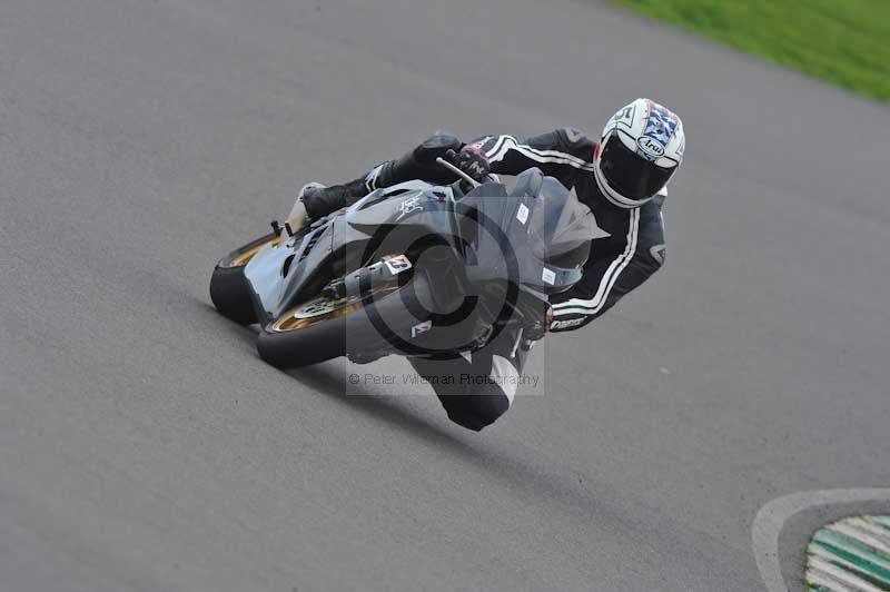 Motorcycle action photographs;anglesey circuit;anglesey trackday photographs;event digital images;eventdigitalimages;no limits trackday;oulton park circuit cheshire;peter wileman photography;trackday;trackday digital images;trackday photos;ty croes circuit wales