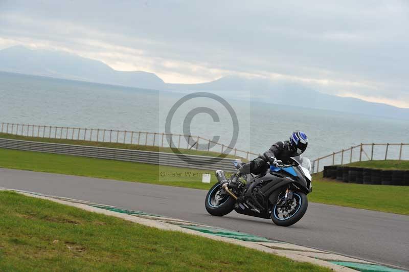 Motorcycle action photographs;anglesey circuit;anglesey trackday photographs;event digital images;eventdigitalimages;no limits trackday;oulton park circuit cheshire;peter wileman photography;trackday;trackday digital images;trackday photos;ty croes circuit wales