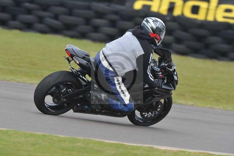 Motorcycle action photographs;anglesey circuit;anglesey trackday photographs;event digital images;eventdigitalimages;no limits trackday;oulton park circuit cheshire;peter wileman photography;trackday;trackday digital images;trackday photos;ty croes circuit wales