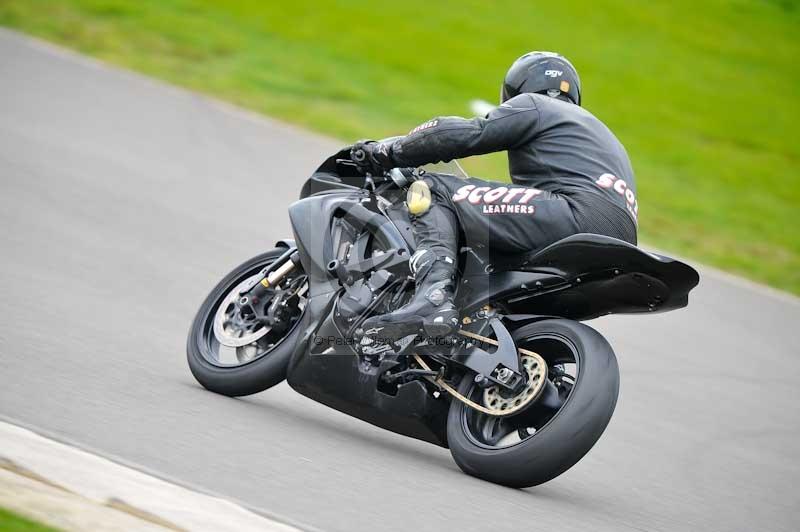 Motorcycle action photographs;anglesey circuit;anglesey trackday photographs;event digital images;eventdigitalimages;no limits trackday;oulton park circuit cheshire;peter wileman photography;trackday;trackday digital images;trackday photos;ty croes circuit wales