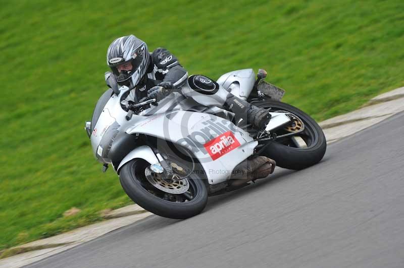Motorcycle action photographs;anglesey circuit;anglesey trackday photographs;event digital images;eventdigitalimages;no limits trackday;oulton park circuit cheshire;peter wileman photography;trackday;trackday digital images;trackday photos;ty croes circuit wales