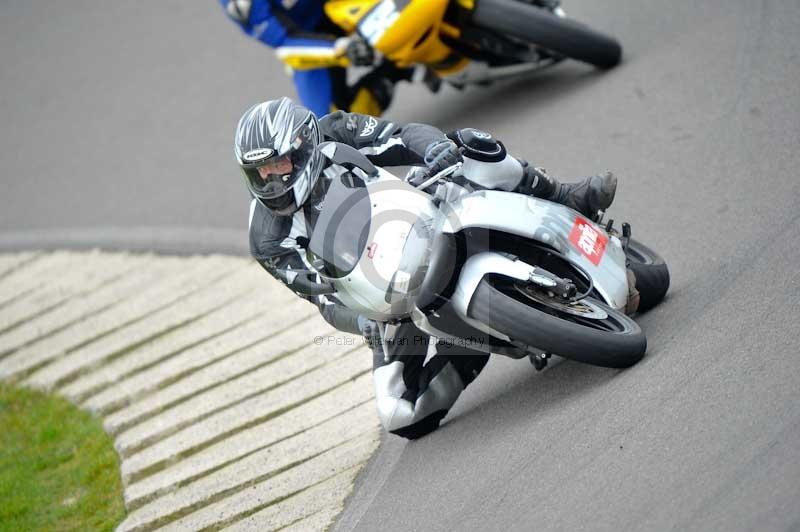 Motorcycle action photographs;anglesey circuit;anglesey trackday photographs;event digital images;eventdigitalimages;no limits trackday;oulton park circuit cheshire;peter wileman photography;trackday;trackday digital images;trackday photos;ty croes circuit wales