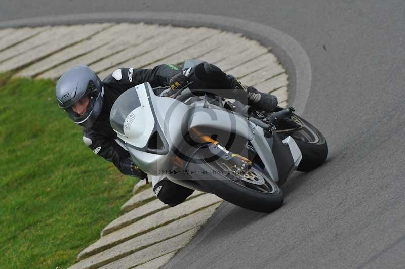 Motorcycle action photographs;anglesey circuit;anglesey trackday photographs;event digital images;eventdigitalimages;no limits trackday;oulton park circuit cheshire;peter wileman photography;trackday;trackday digital images;trackday photos;ty croes circuit wales