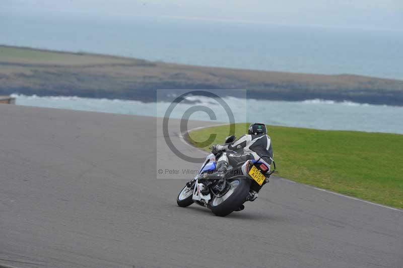Motorcycle action photographs;anglesey circuit;anglesey trackday photographs;event digital images;eventdigitalimages;no limits trackday;oulton park circuit cheshire;peter wileman photography;trackday;trackday digital images;trackday photos;ty croes circuit wales