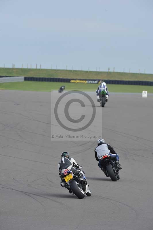 Motorcycle action photographs;anglesey circuit;anglesey trackday photographs;event digital images;eventdigitalimages;no limits trackday;oulton park circuit cheshire;peter wileman photography;trackday;trackday digital images;trackday photos;ty croes circuit wales