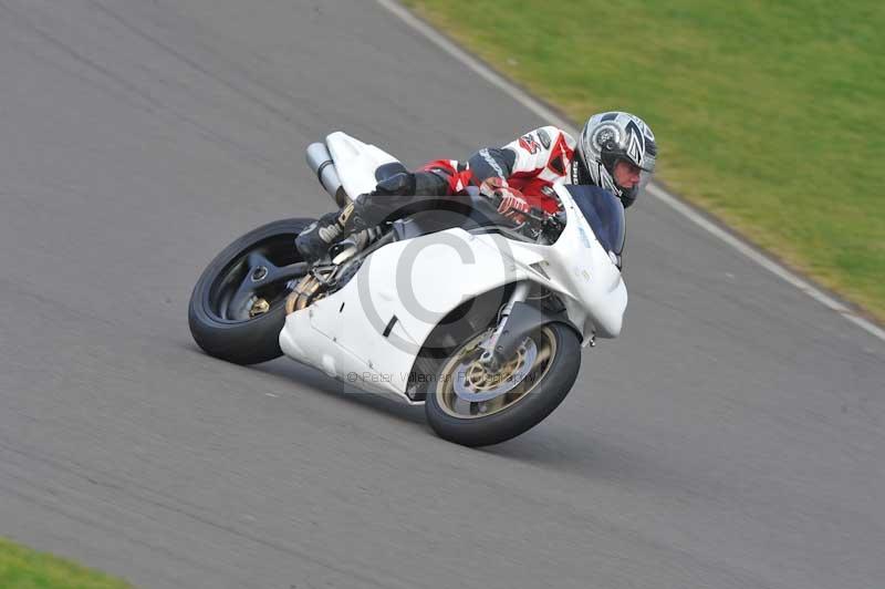 Motorcycle action photographs;anglesey circuit;anglesey trackday photographs;event digital images;eventdigitalimages;no limits trackday;oulton park circuit cheshire;peter wileman photography;trackday;trackday digital images;trackday photos;ty croes circuit wales