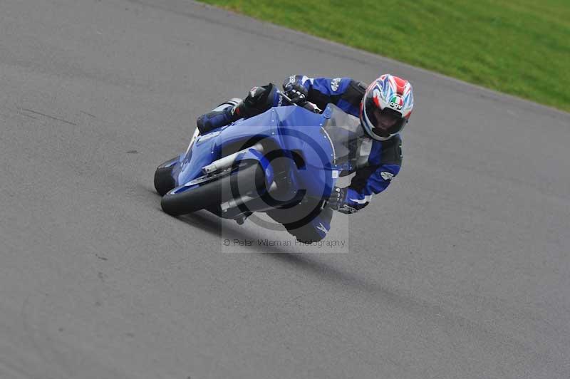 Motorcycle action photographs;anglesey circuit;anglesey trackday photographs;event digital images;eventdigitalimages;no limits trackday;oulton park circuit cheshire;peter wileman photography;trackday;trackday digital images;trackday photos;ty croes circuit wales
