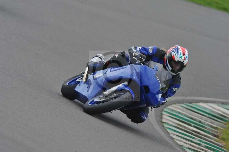 Motorcycle action photographs;anglesey circuit;anglesey trackday photographs;event digital images;eventdigitalimages;no limits trackday;oulton park circuit cheshire;peter wileman photography;trackday;trackday digital images;trackday photos;ty croes circuit wales
