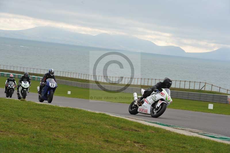Motorcycle action photographs;anglesey circuit;anglesey trackday photographs;event digital images;eventdigitalimages;no limits trackday;oulton park circuit cheshire;peter wileman photography;trackday;trackday digital images;trackday photos;ty croes circuit wales