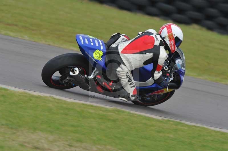 Motorcycle action photographs;anglesey circuit;anglesey trackday photographs;event digital images;eventdigitalimages;no limits trackday;oulton park circuit cheshire;peter wileman photography;trackday;trackday digital images;trackday photos;ty croes circuit wales
