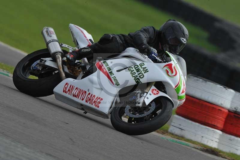 Motorcycle action photographs;anglesey circuit;anglesey trackday photographs;event digital images;eventdigitalimages;no limits trackday;oulton park circuit cheshire;peter wileman photography;trackday;trackday digital images;trackday photos;ty croes circuit wales
