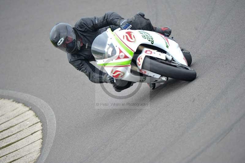 Motorcycle action photographs;anglesey circuit;anglesey trackday photographs;event digital images;eventdigitalimages;no limits trackday;oulton park circuit cheshire;peter wileman photography;trackday;trackday digital images;trackday photos;ty croes circuit wales