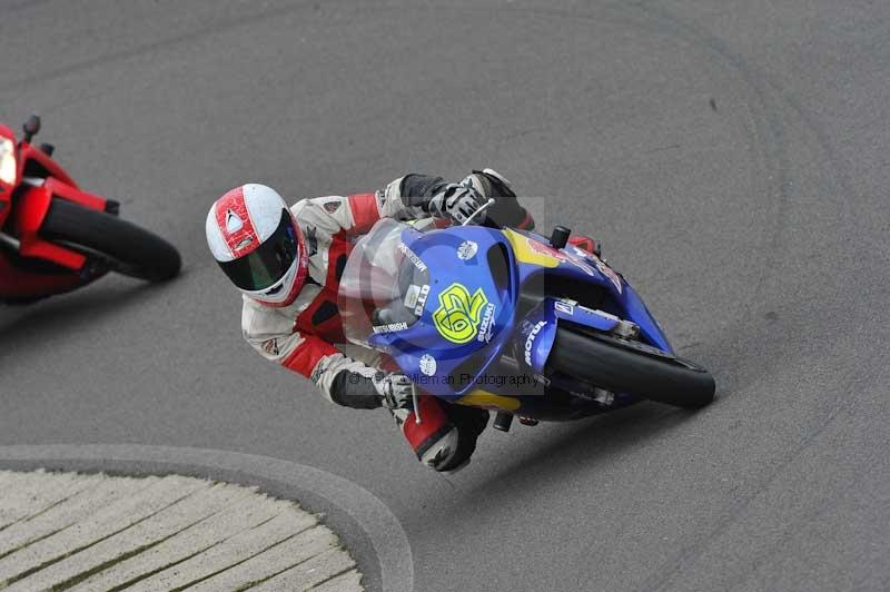 Motorcycle action photographs;anglesey circuit;anglesey trackday photographs;event digital images;eventdigitalimages;no limits trackday;oulton park circuit cheshire;peter wileman photography;trackday;trackday digital images;trackday photos;ty croes circuit wales