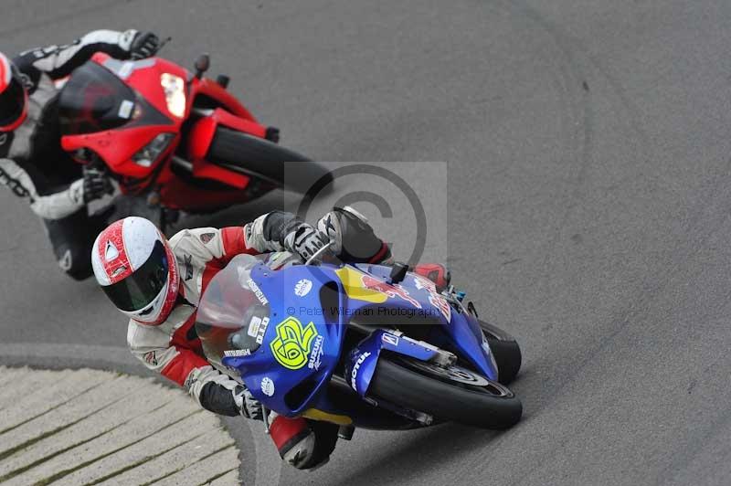 Motorcycle action photographs;anglesey circuit;anglesey trackday photographs;event digital images;eventdigitalimages;no limits trackday;oulton park circuit cheshire;peter wileman photography;trackday;trackday digital images;trackday photos;ty croes circuit wales