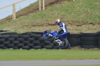 Motorcycle-action-photographs;anglesey-circuit;anglesey-trackday-photographs;event-digital-images;eventdigitalimages;no-limits-trackday;oulton-park-circuit-cheshire;peter-wileman-photography;trackday;trackday-digital-images;trackday-photos;ty-croes-circuit-wales