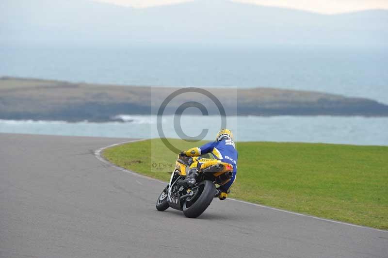 Motorcycle action photographs;anglesey circuit;anglesey trackday photographs;event digital images;eventdigitalimages;no limits trackday;oulton park circuit cheshire;peter wileman photography;trackday;trackday digital images;trackday photos;ty croes circuit wales