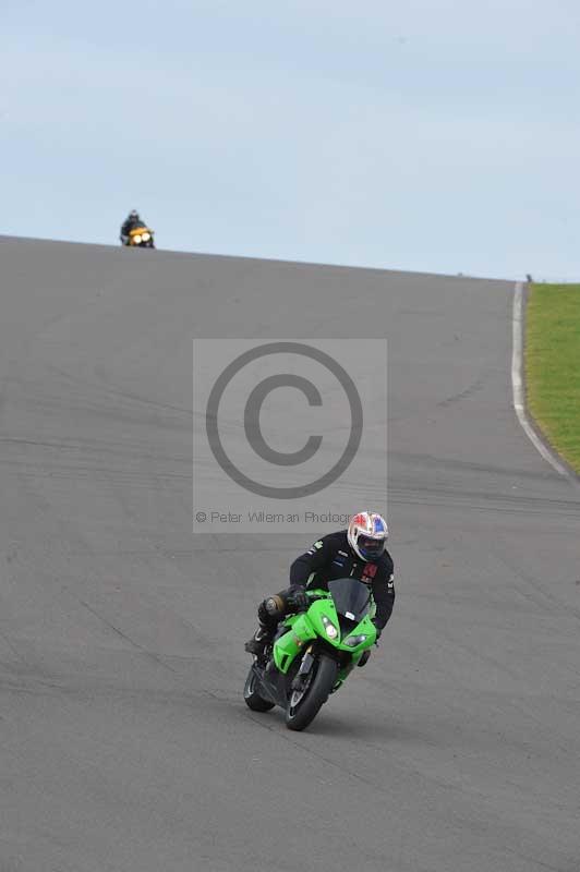 Motorcycle action photographs;anglesey circuit;anglesey trackday photographs;event digital images;eventdigitalimages;no limits trackday;oulton park circuit cheshire;peter wileman photography;trackday;trackday digital images;trackday photos;ty croes circuit wales