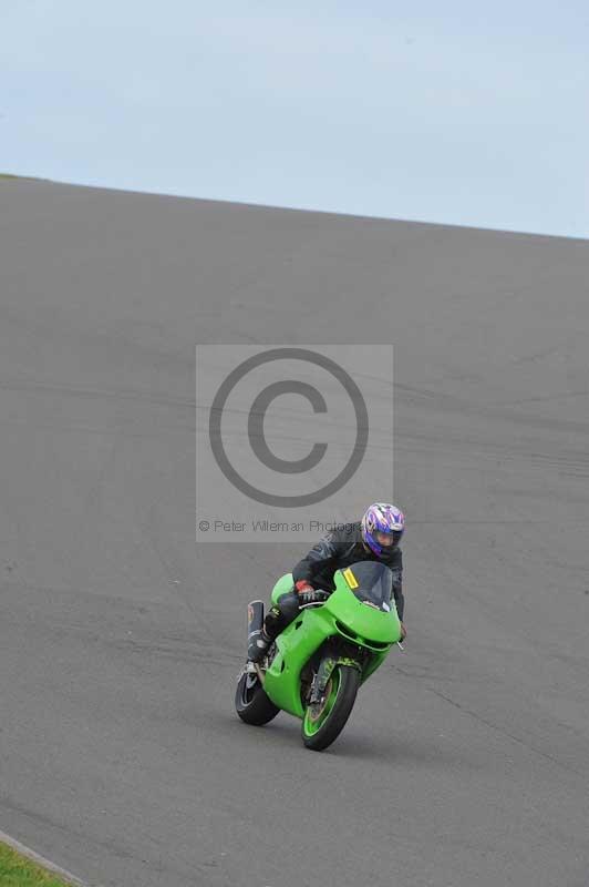 Motorcycle action photographs;anglesey circuit;anglesey trackday photographs;event digital images;eventdigitalimages;no limits trackday;oulton park circuit cheshire;peter wileman photography;trackday;trackday digital images;trackday photos;ty croes circuit wales