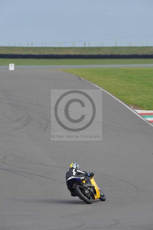 Motorcycle action photographs;anglesey circuit;anglesey trackday photographs;event digital images;eventdigitalimages;no limits trackday;oulton park circuit cheshire;peter wileman photography;trackday;trackday digital images;trackday photos;ty croes circuit wales