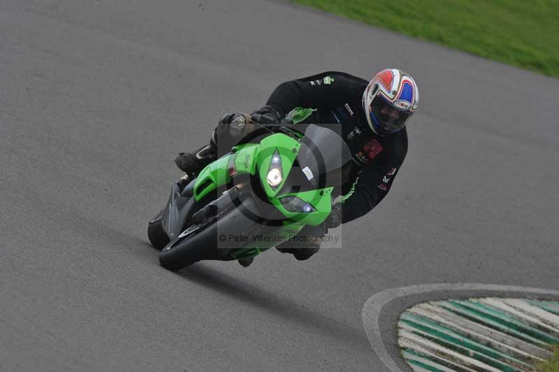 Motorcycle action photographs;anglesey circuit;anglesey trackday photographs;event digital images;eventdigitalimages;no limits trackday;oulton park circuit cheshire;peter wileman photography;trackday;trackday digital images;trackday photos;ty croes circuit wales