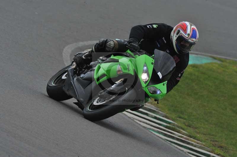 Motorcycle action photographs;anglesey circuit;anglesey trackday photographs;event digital images;eventdigitalimages;no limits trackday;oulton park circuit cheshire;peter wileman photography;trackday;trackday digital images;trackday photos;ty croes circuit wales