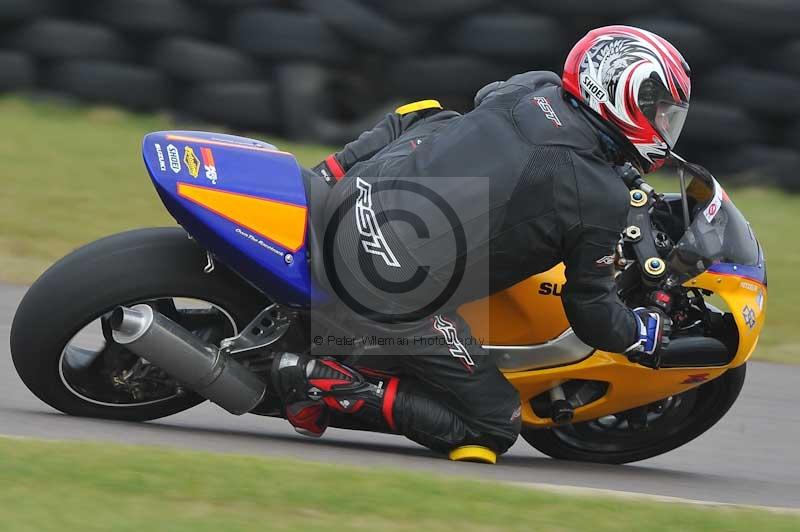 Motorcycle action photographs;anglesey circuit;anglesey trackday photographs;event digital images;eventdigitalimages;no limits trackday;oulton park circuit cheshire;peter wileman photography;trackday;trackday digital images;trackday photos;ty croes circuit wales