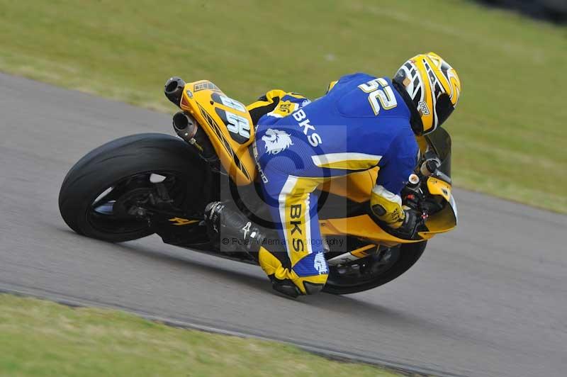 Motorcycle action photographs;anglesey circuit;anglesey trackday photographs;event digital images;eventdigitalimages;no limits trackday;oulton park circuit cheshire;peter wileman photography;trackday;trackday digital images;trackday photos;ty croes circuit wales