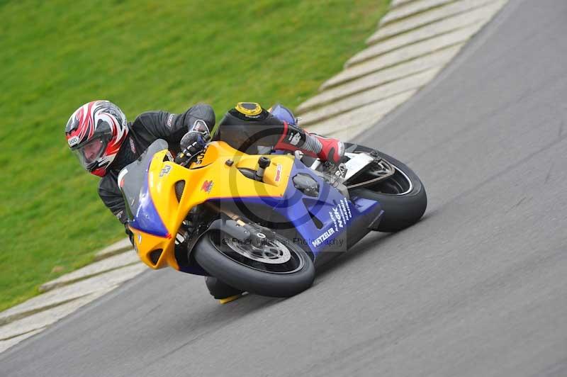 Motorcycle action photographs;anglesey circuit;anglesey trackday photographs;event digital images;eventdigitalimages;no limits trackday;oulton park circuit cheshire;peter wileman photography;trackday;trackday digital images;trackday photos;ty croes circuit wales