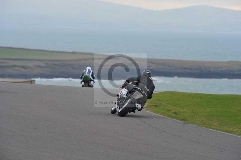 Motorcycle action photographs;anglesey circuit;anglesey trackday photographs;event digital images;eventdigitalimages;no limits trackday;oulton park circuit cheshire;peter wileman photography;trackday;trackday digital images;trackday photos;ty croes circuit wales