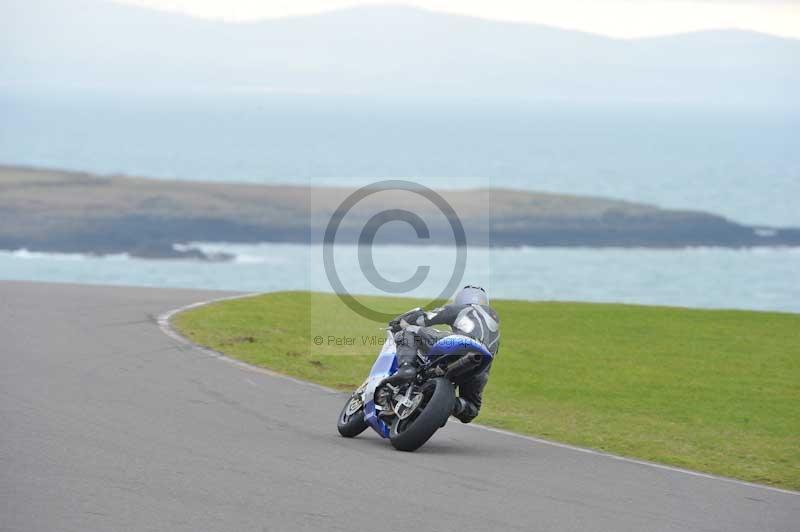 Motorcycle action photographs;anglesey circuit;anglesey trackday photographs;event digital images;eventdigitalimages;no limits trackday;oulton park circuit cheshire;peter wileman photography;trackday;trackday digital images;trackday photos;ty croes circuit wales