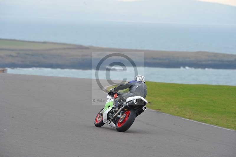Motorcycle action photographs;anglesey circuit;anglesey trackday photographs;event digital images;eventdigitalimages;no limits trackday;oulton park circuit cheshire;peter wileman photography;trackday;trackday digital images;trackday photos;ty croes circuit wales