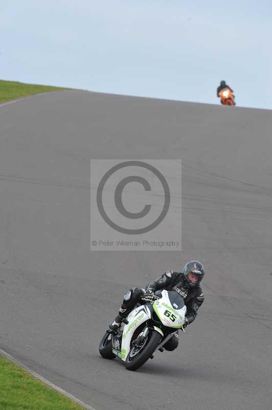 Motorcycle action photographs;anglesey circuit;anglesey trackday photographs;event digital images;eventdigitalimages;no limits trackday;oulton park circuit cheshire;peter wileman photography;trackday;trackday digital images;trackday photos;ty croes circuit wales