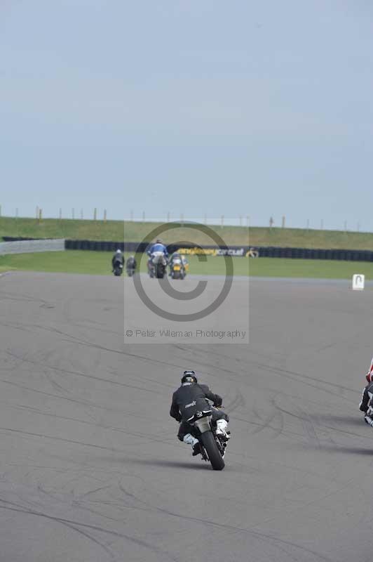 Motorcycle action photographs;anglesey circuit;anglesey trackday photographs;event digital images;eventdigitalimages;no limits trackday;oulton park circuit cheshire;peter wileman photography;trackday;trackday digital images;trackday photos;ty croes circuit wales